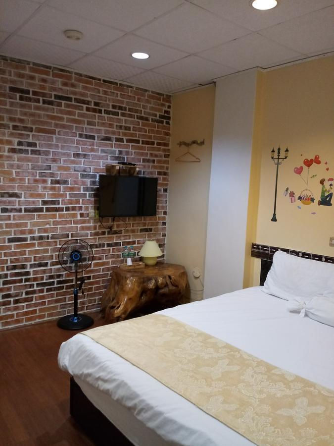 Pu Shi Homestay Yuli Exteriér fotografie